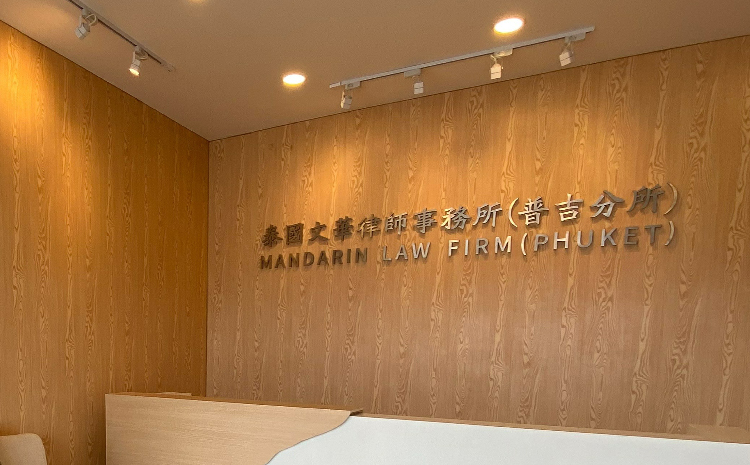 2-24121Q6095XM.jpg